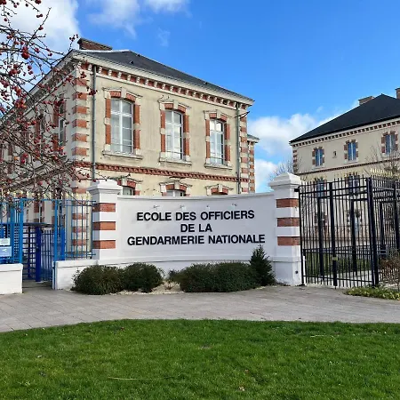 Studio du château Vaux-le-Pénil Exterior foto