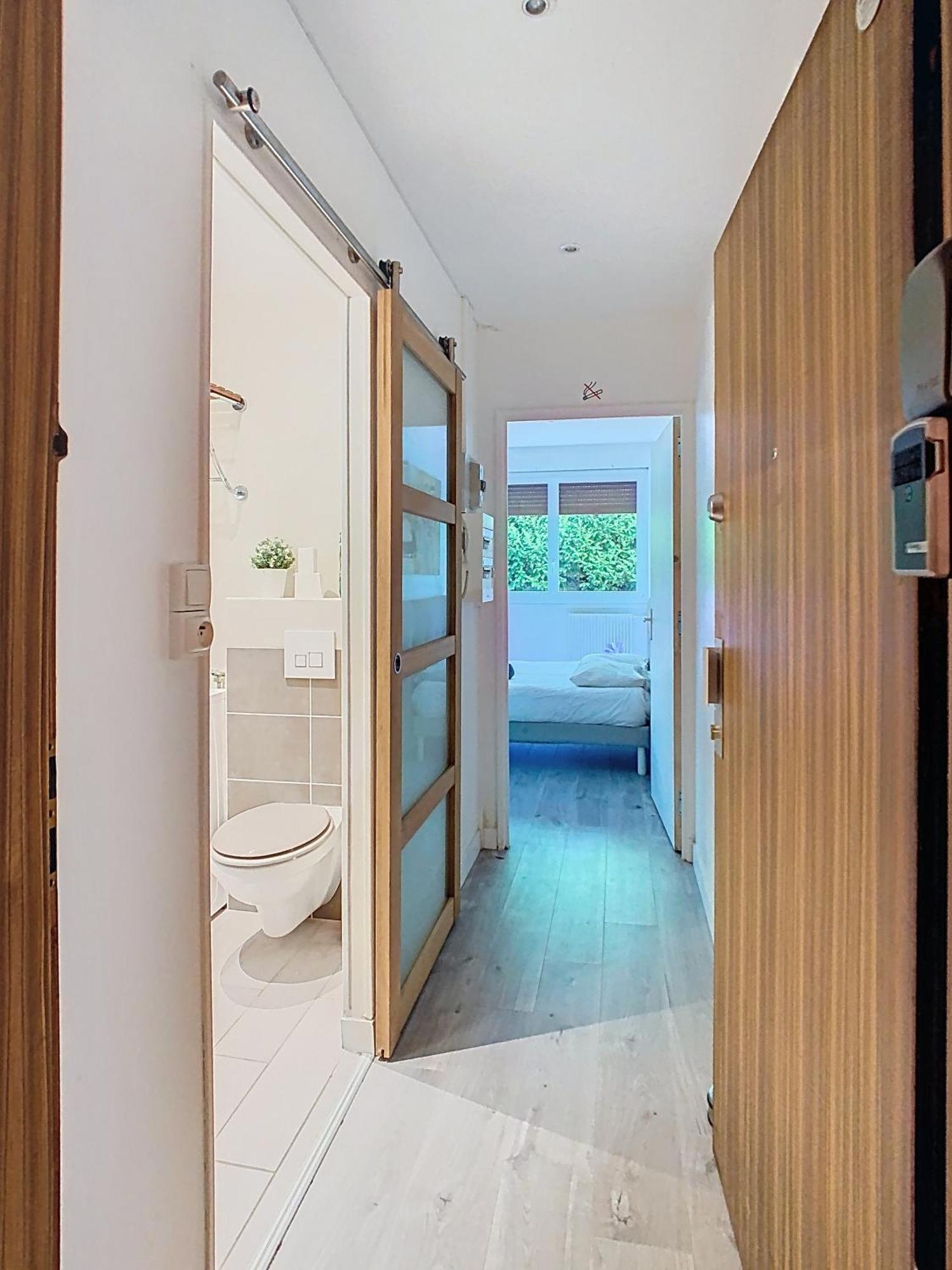 Du Chateau Apartment *