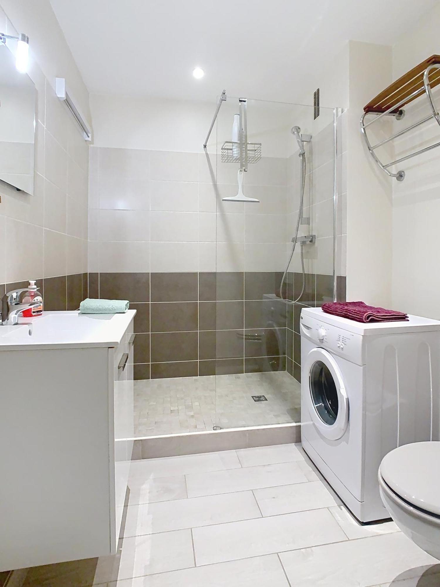 Du Chateau Apartment *